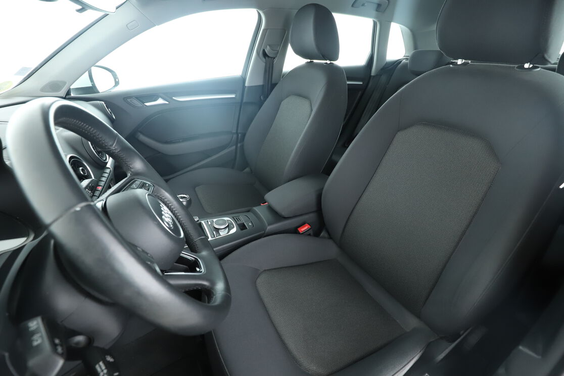 Audi A3 Sportback 1.6 TDI – Image 8