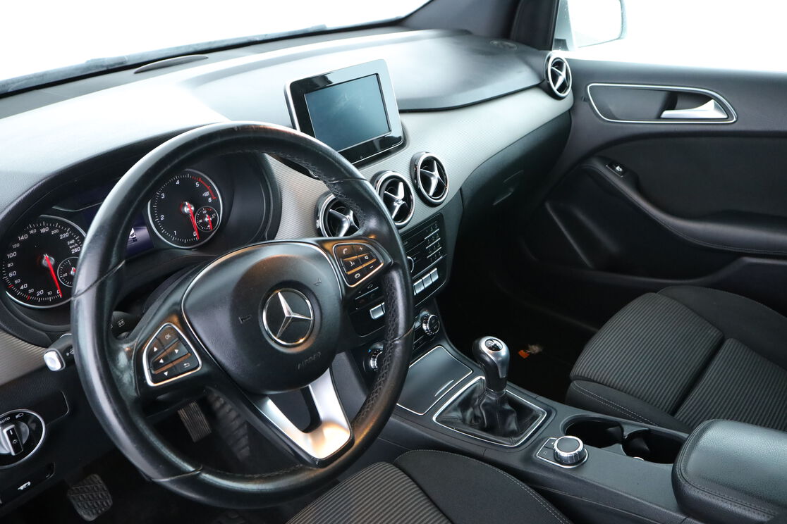 Mercedes-Benz Classe B 180 d Inspiration – Image 5