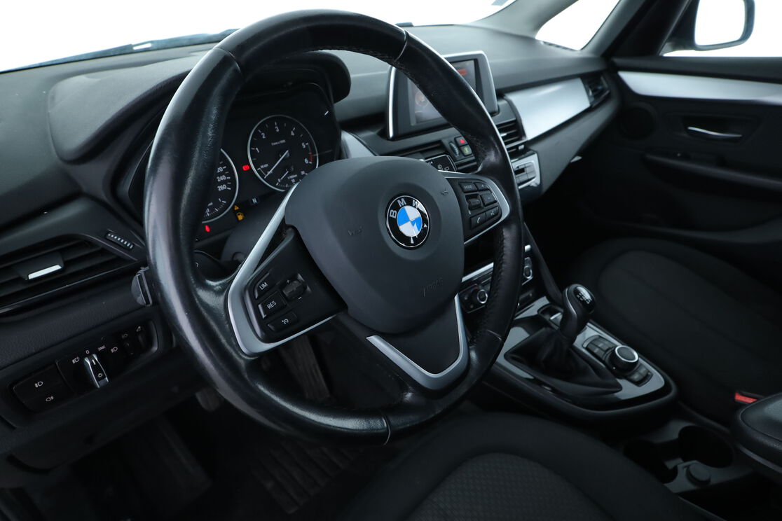 BMW Série 2 Active Tourer 214d Lounge – Image 3