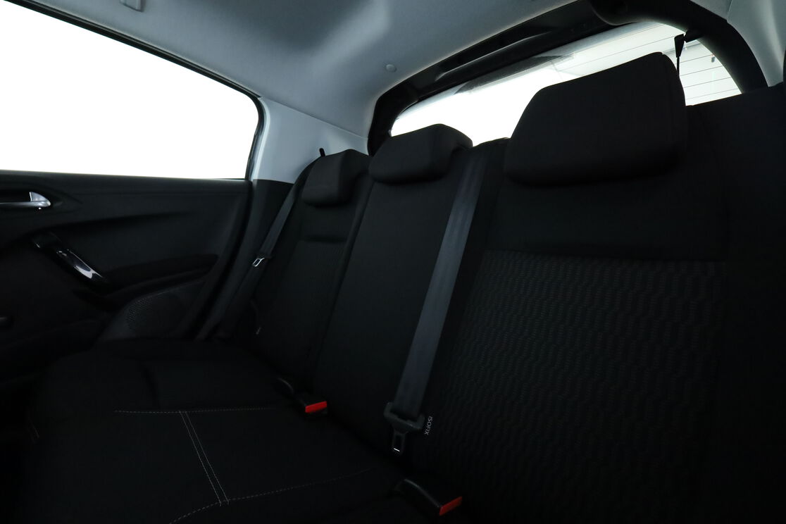 Peugeot 208 1.2 PureTech Active – Image 7