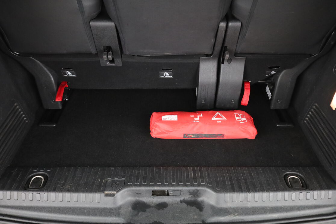 Peugeot Traveller 2.0 Blue-HDi Standard Allure – Image 9