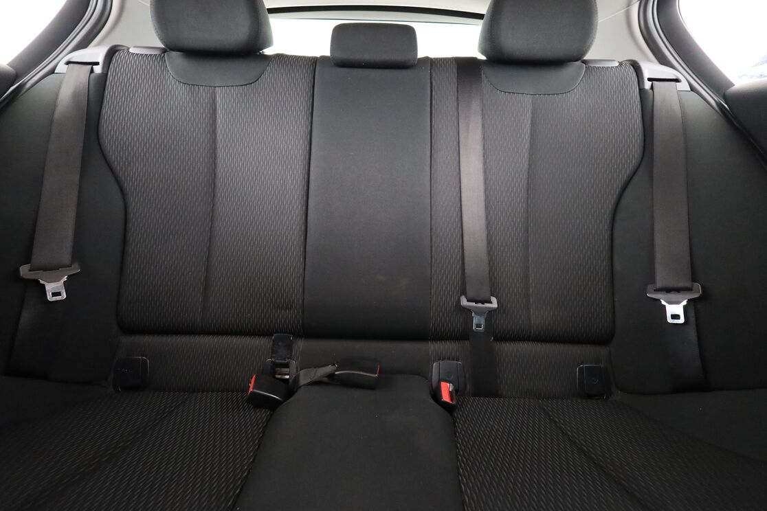 BMW Série 1 114d Lounge – Image 8