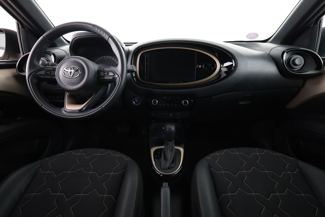 Toyota Aygo X 1.0 VVT-i Collection S-CVT – Image 7