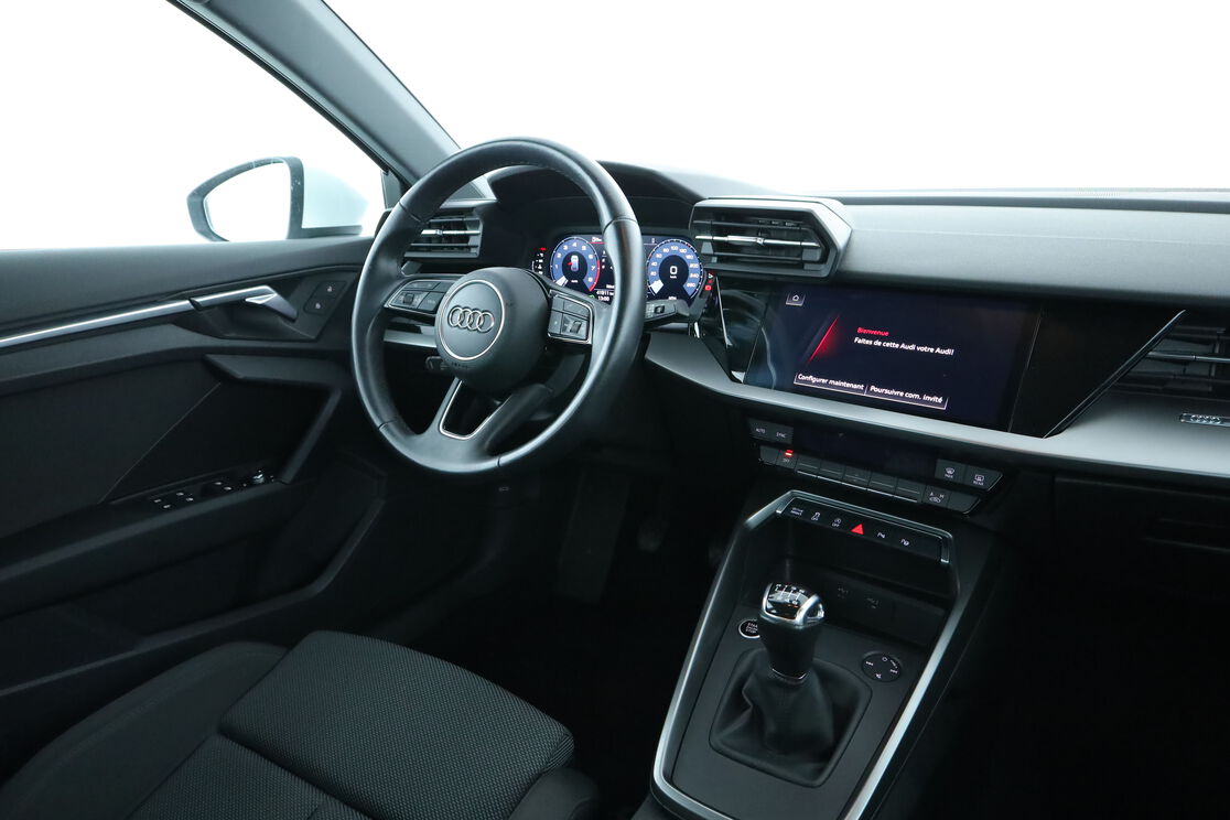 Audi A3 Sportback 30 TFSI Design – Image 2