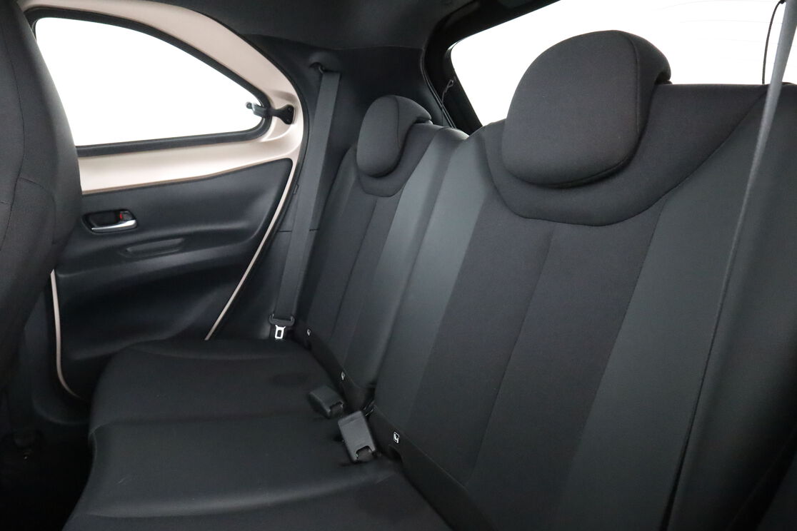 Toyota Aygo X 1.0 VVT-i Collection S-CVT – Image 3