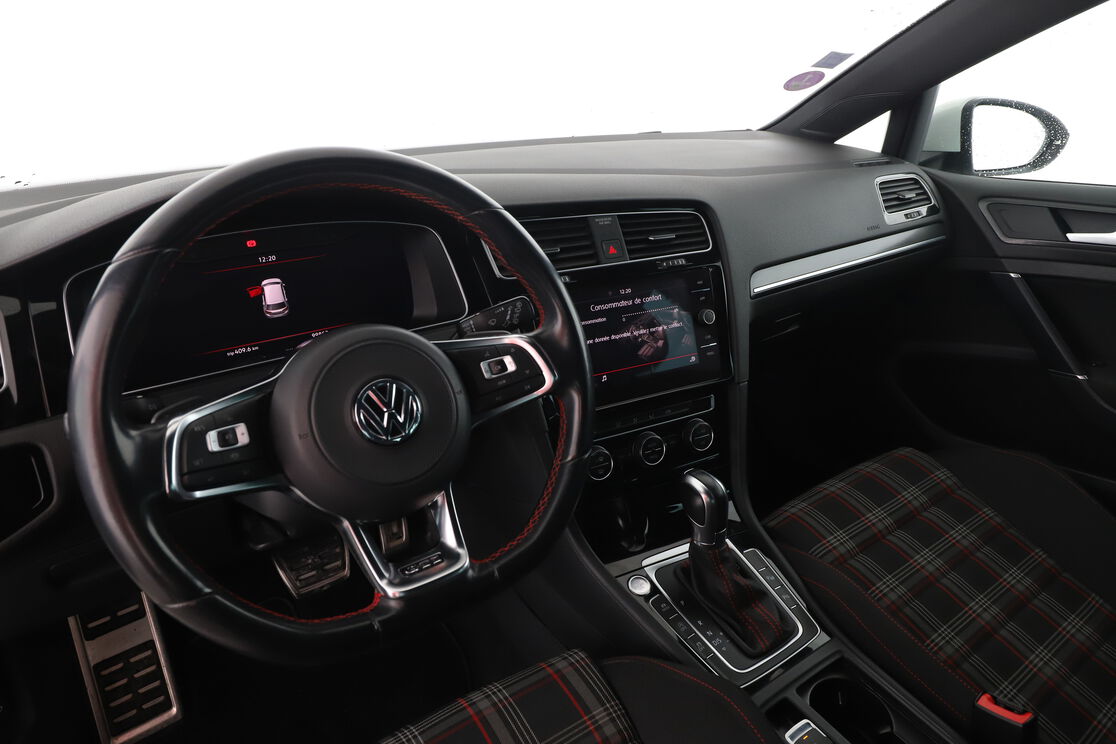 Volkswagen Golf VII 2.0 TSI BlueMotion Tech GTI Performance DSG7 – Image 3