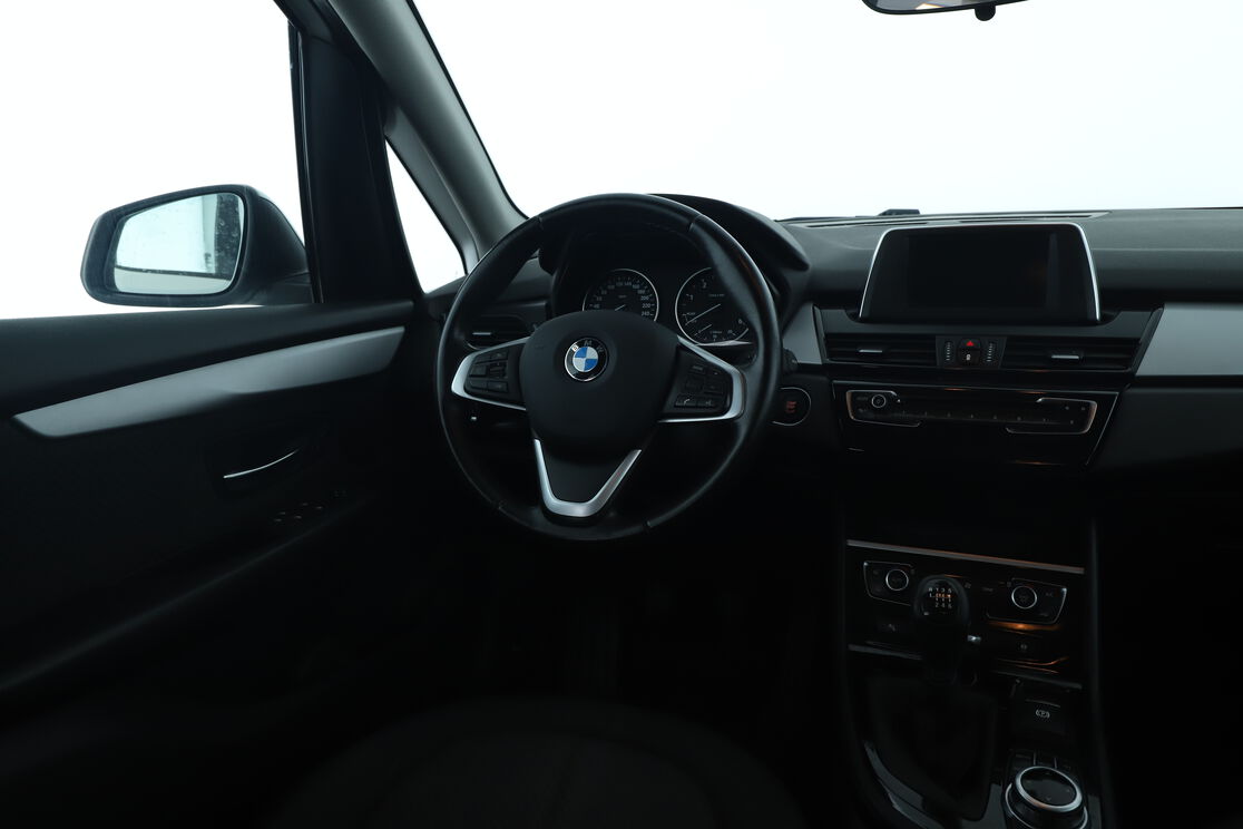 BMW Série 2 Active Tourer 214d Lounge – Image 8