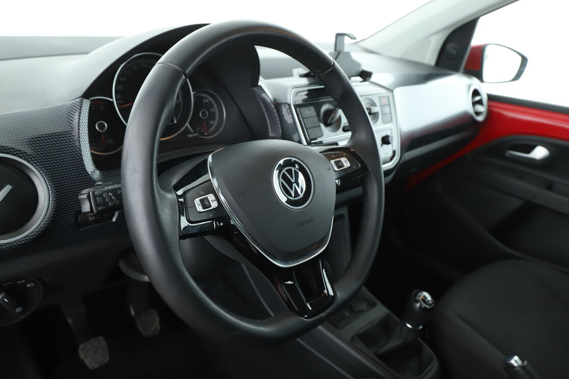 Volkswagen up! 1.0 BlueMotion Tech Move Up! – Image 9