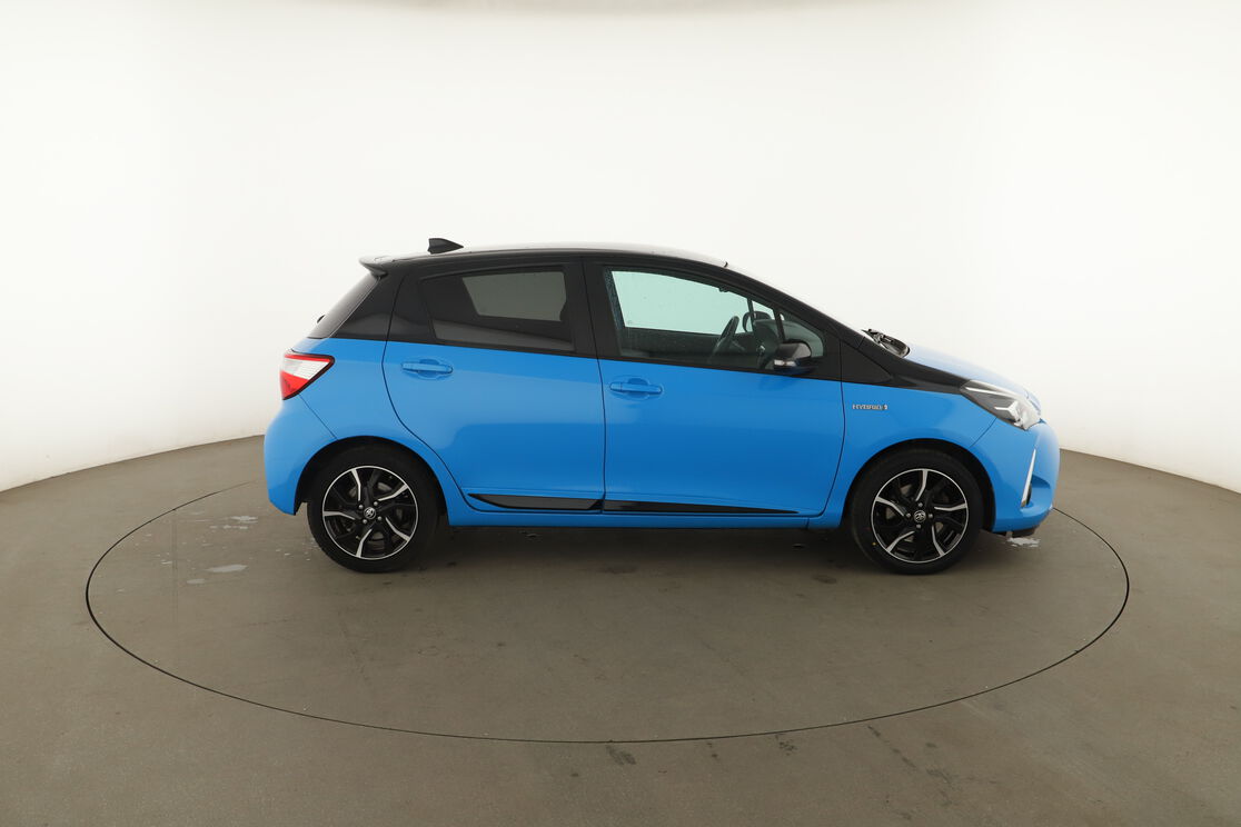 Toyota Yaris 1.5 Hybrid Cyan Edition