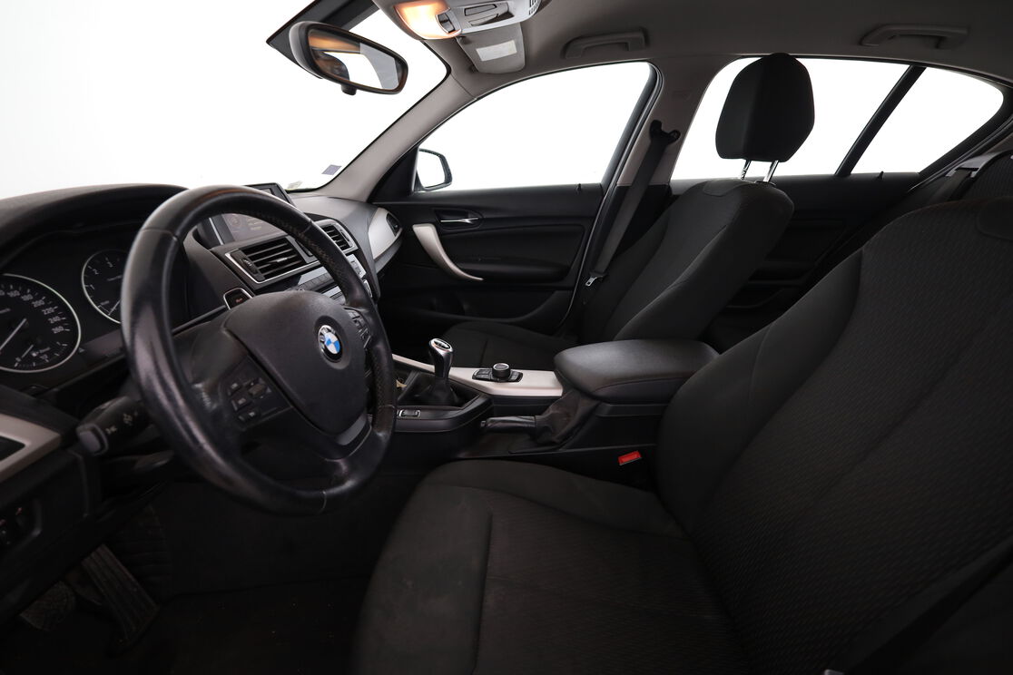 BMW Série 1 114d Lounge – Image 10