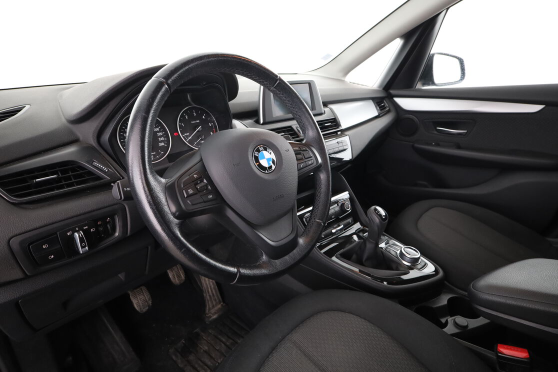 BMW Série 2 Active Tourer 216d – Image 12