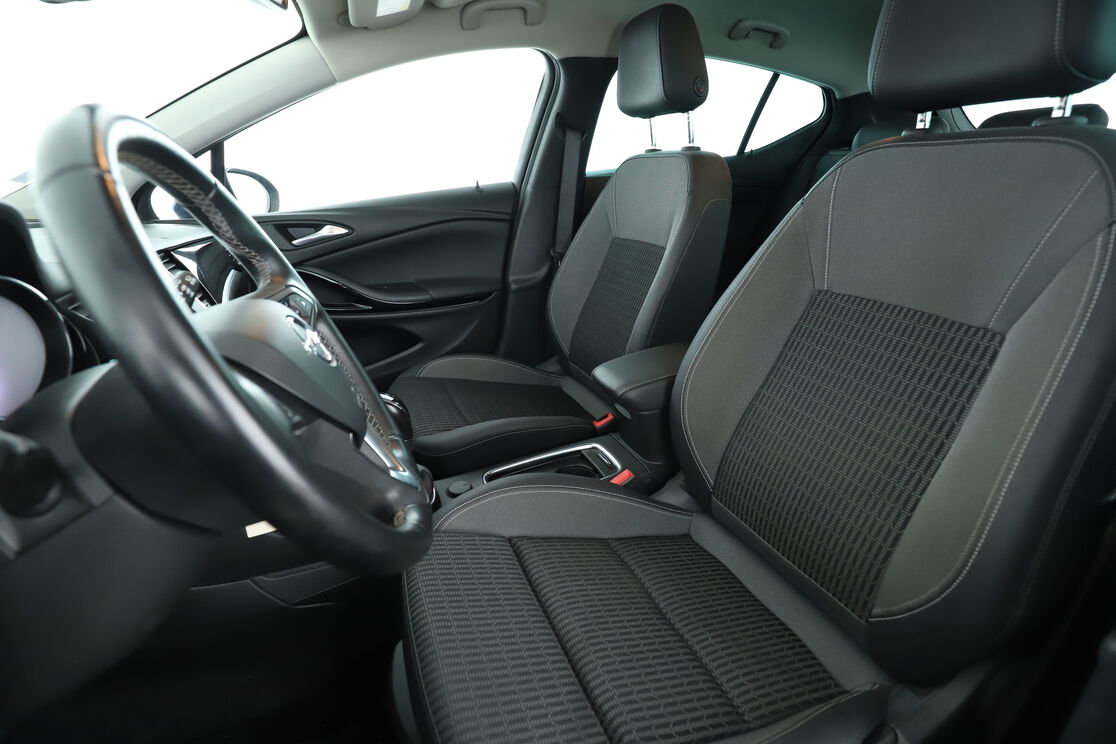 Opel Astra 1.5 Diesel Elegance – Image 13