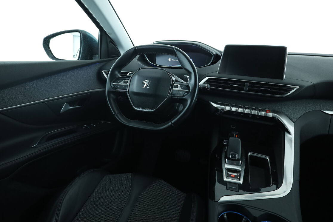 Peugeot 5008 1.5 Blue-HDi Allure EAT8 – Image 10