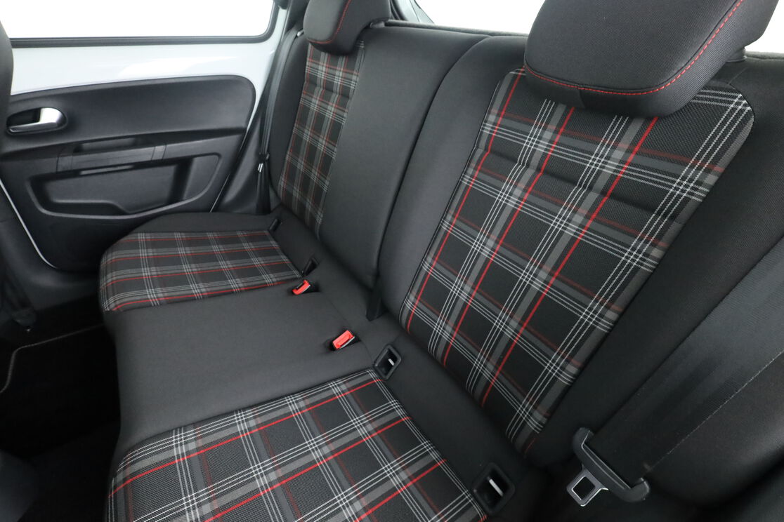 Volkswagen up! 1.0 TSI GTI – Image 11