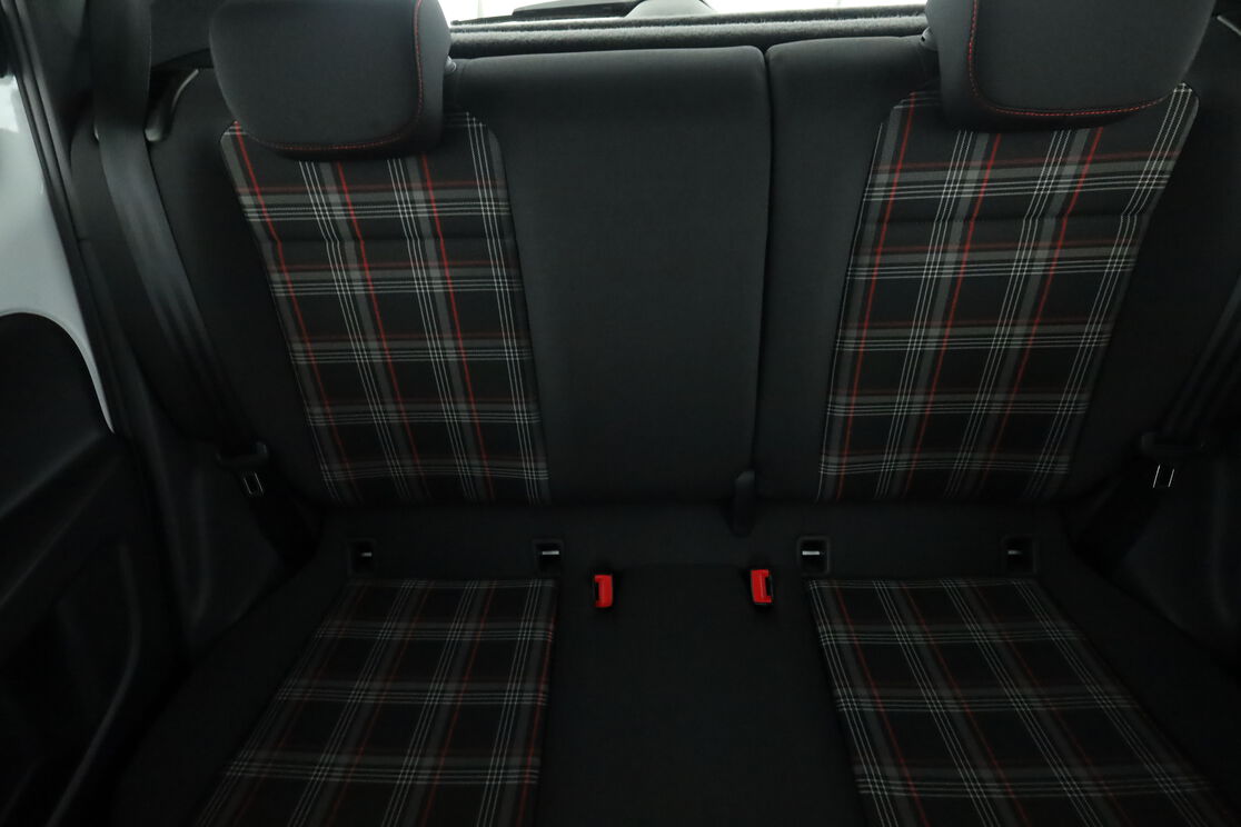 Volkswagen up! 1.0 TSI GTI – Image 13