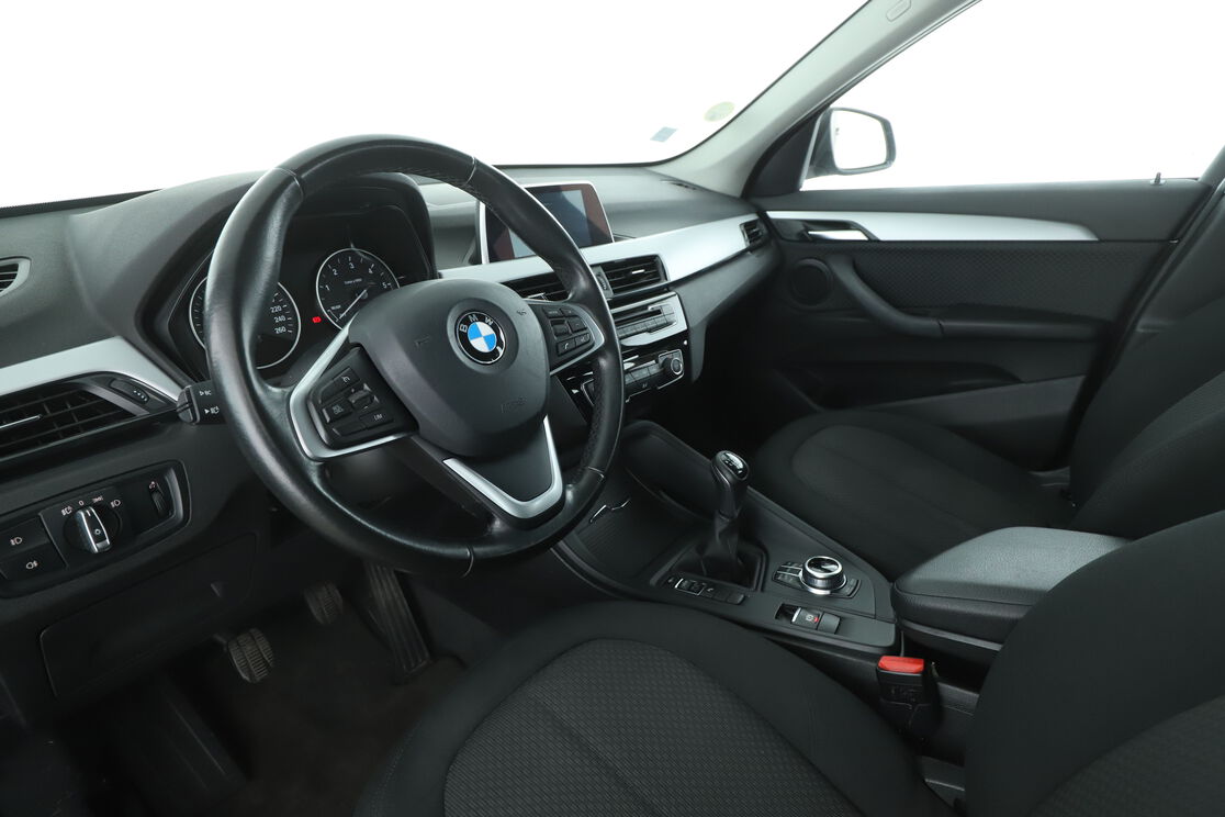 BMW X1 sDrive16d Lounge – Image 12