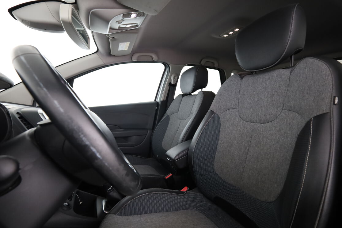 Renault Captur 1.2 TCe Energy Intens EDC – Image 13