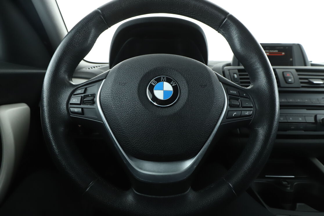 BMW Série 1 116d Lounge BVA8 – Image 8