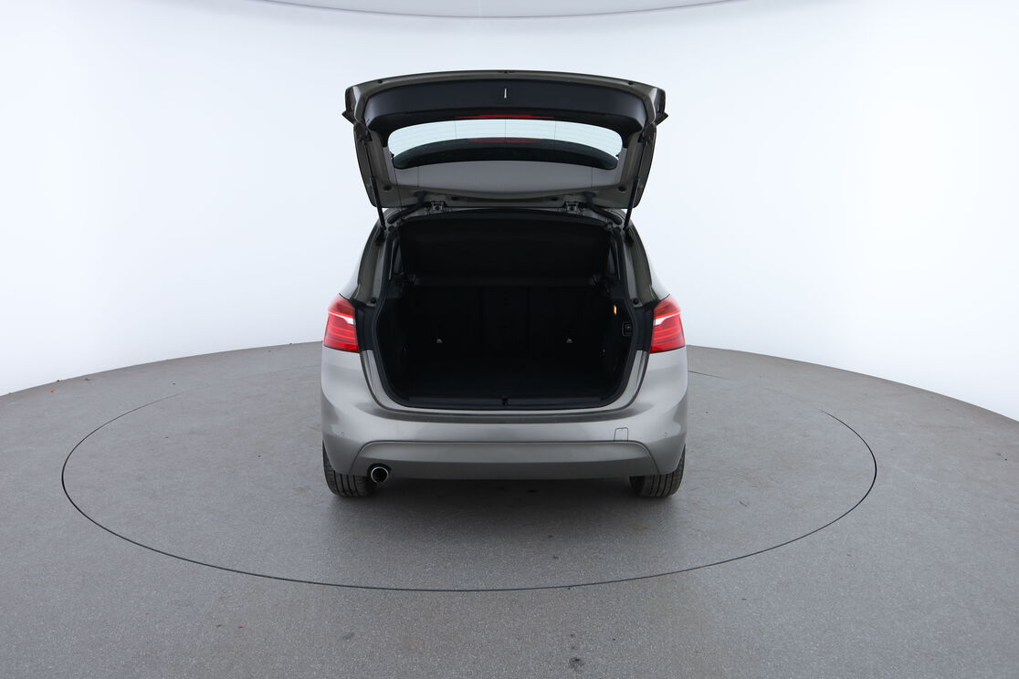 BMW Série 2 Active Tourer 214d Lounge – Image 13