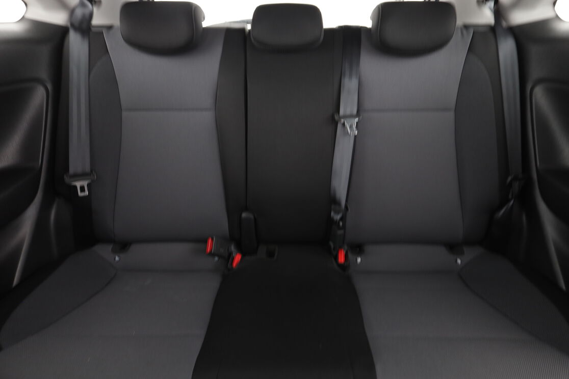 Hyundai i20 Coupe 1.0 T-GDi Intuitive Plus – Image 10