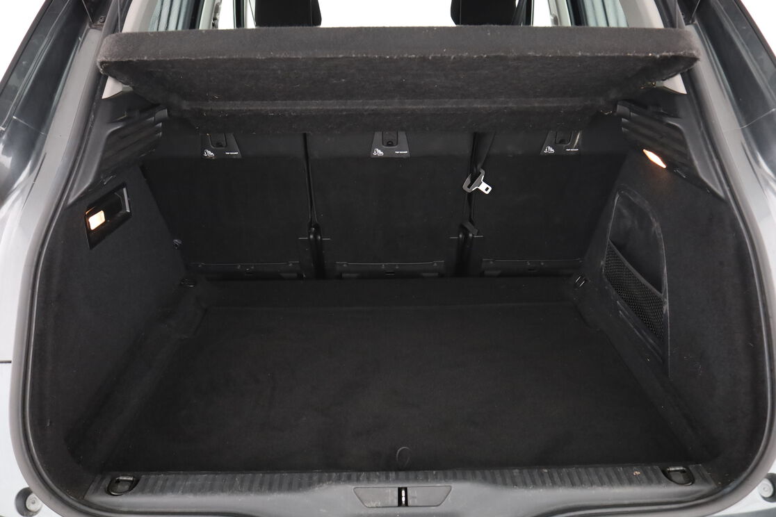 Citroen C4 Picasso 2.0 Blue-HDi Intensive BV6 – Image 9